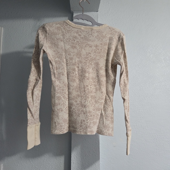 Cynthia Rowley Cream and Pink Floral Long Sleeve Pajama Set - Picture 3 of 7